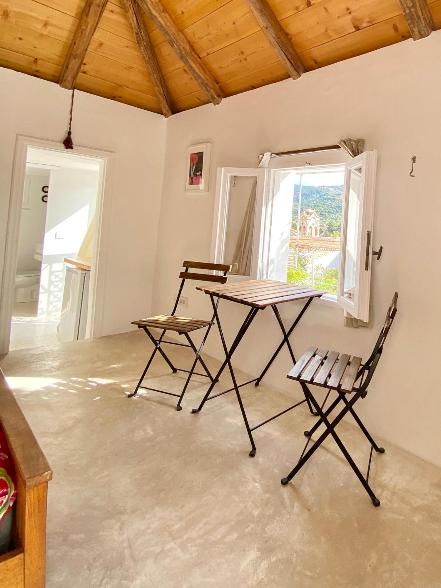 Stylish Vathy Studio With Sea View 外观 照片