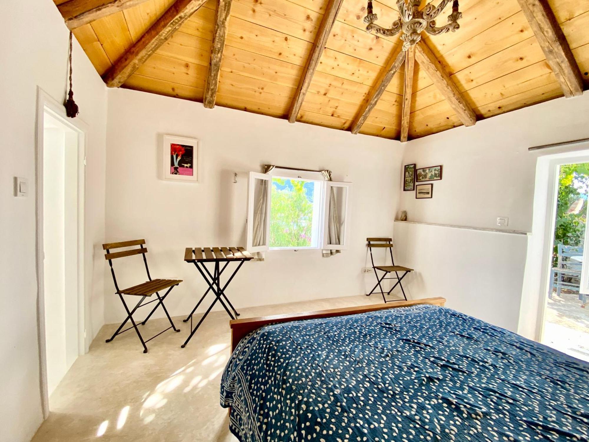 Stylish Vathy Studio With Sea View 外观 照片